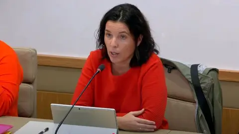 Archivo - La diputada del PP Cristina Gil interviene en la Comisión de Asuntos Institucionales y Generales del Parlament. Archivo - La diputada del PP Cristina Gil interviene en la Comisión de Asuntos Institucionales y Generales del Parlament.