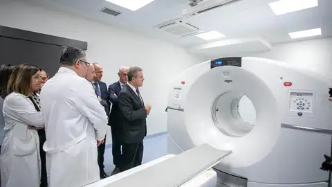 Page inaugura en el Hospital de Guadalajara el nuevo Servicio de Medicina Nuclear Page inaugura en el Hospital de Guadalajara el nuevo Servicio de Medicina Nuclear