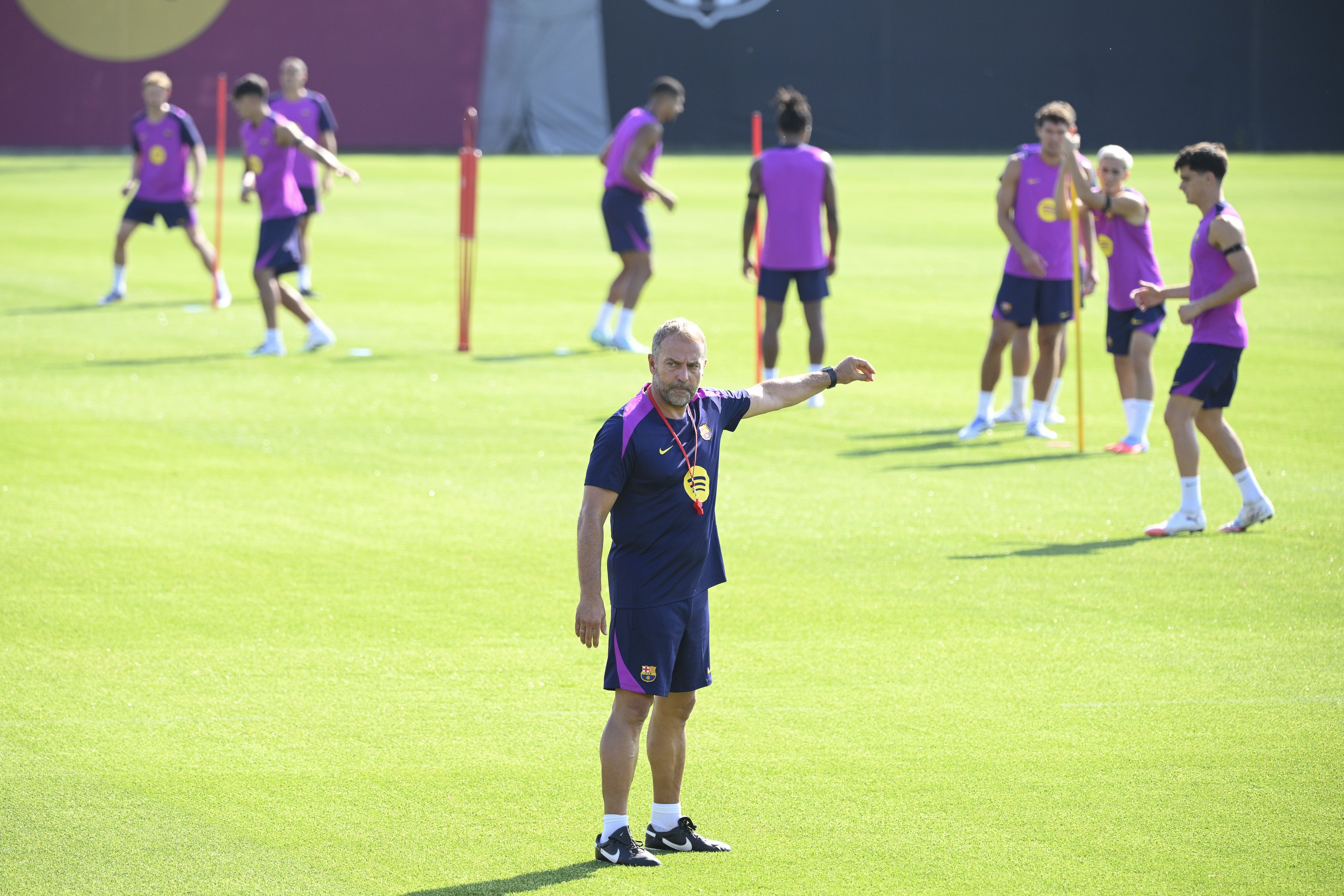 Flick pierde a Raphinha para el Clásico Flick pierde a Raphinha para el Clásico