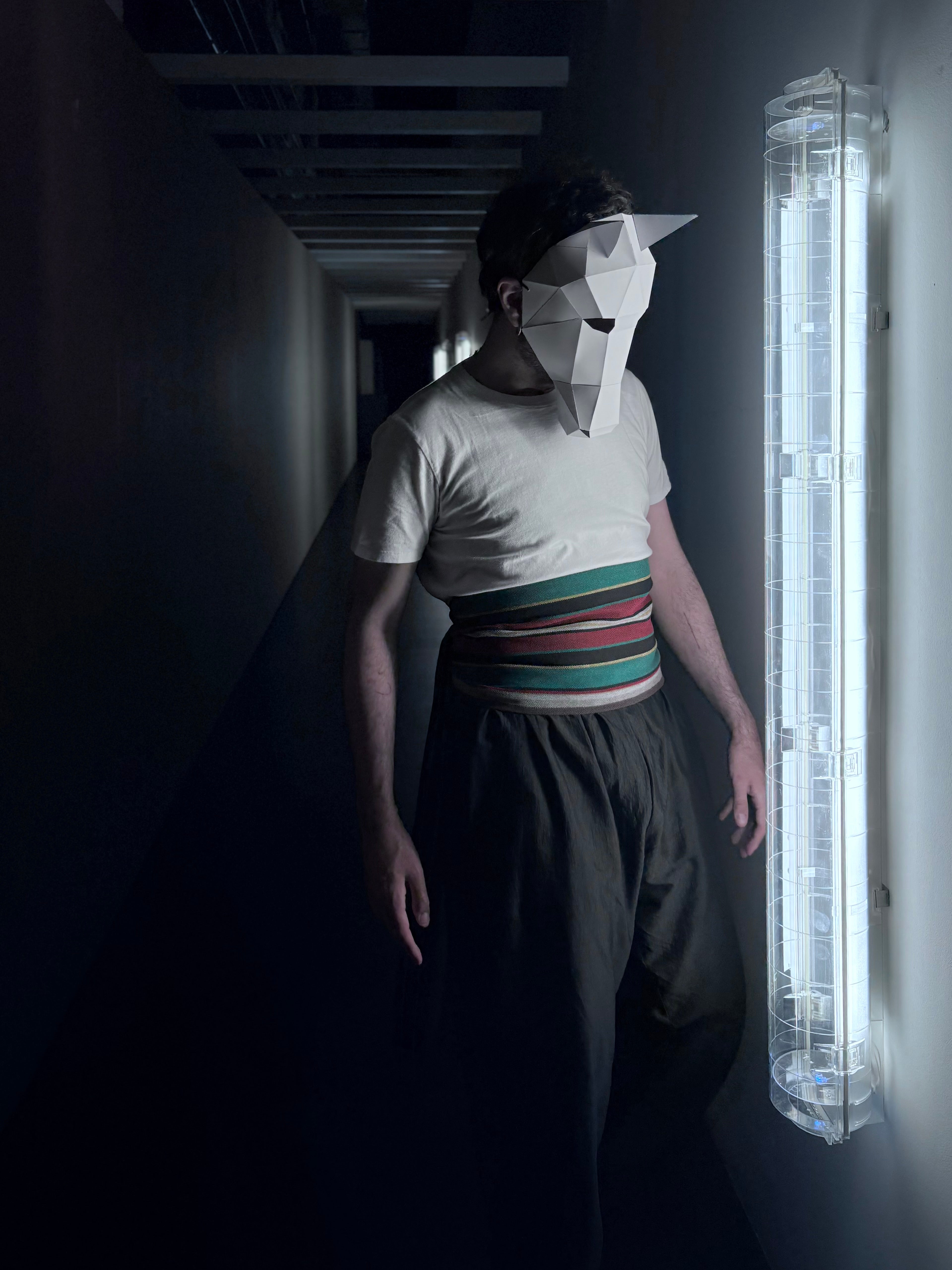 Vicente Navarro lanza 'Cantares de llanura y monte' Vicente Navarro lanza 'Cantares de llanura y monte'