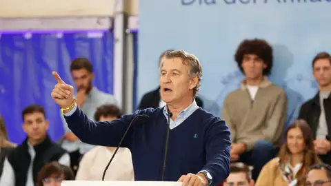 El presidente del Partido Popular, Alberto Núñez Feijóo durante el acto por el Día del Afiliado de Aragón El presidente del Partido Popular, Alberto Núñez Feijóo durante el acto por el Día del Afiliado de Aragón