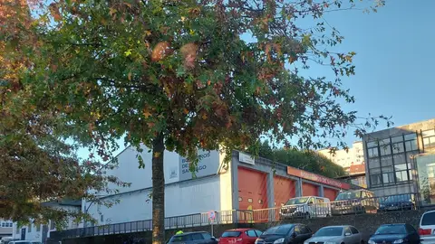 Bomberos denuncian que el parque de Santiago está "inoperativo" y Raxoi lo atribuye a una "medida de presión" Bomberos denuncian que el parque de Santiago está "inoperativo" y Raxoi lo atribuye a una "medida de presión"