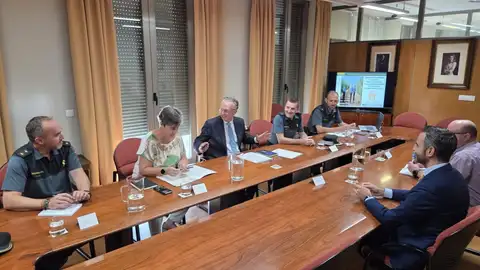 La Guardia Civil afronta la campaña de la aceituna con novedades en la trazabilidad y con ayuda de Guardinha portuguesa La Guardia Civil afronta la campaña de la aceituna con novedades en la trazabilidad y con ayuda de Guardinha portuguesa
