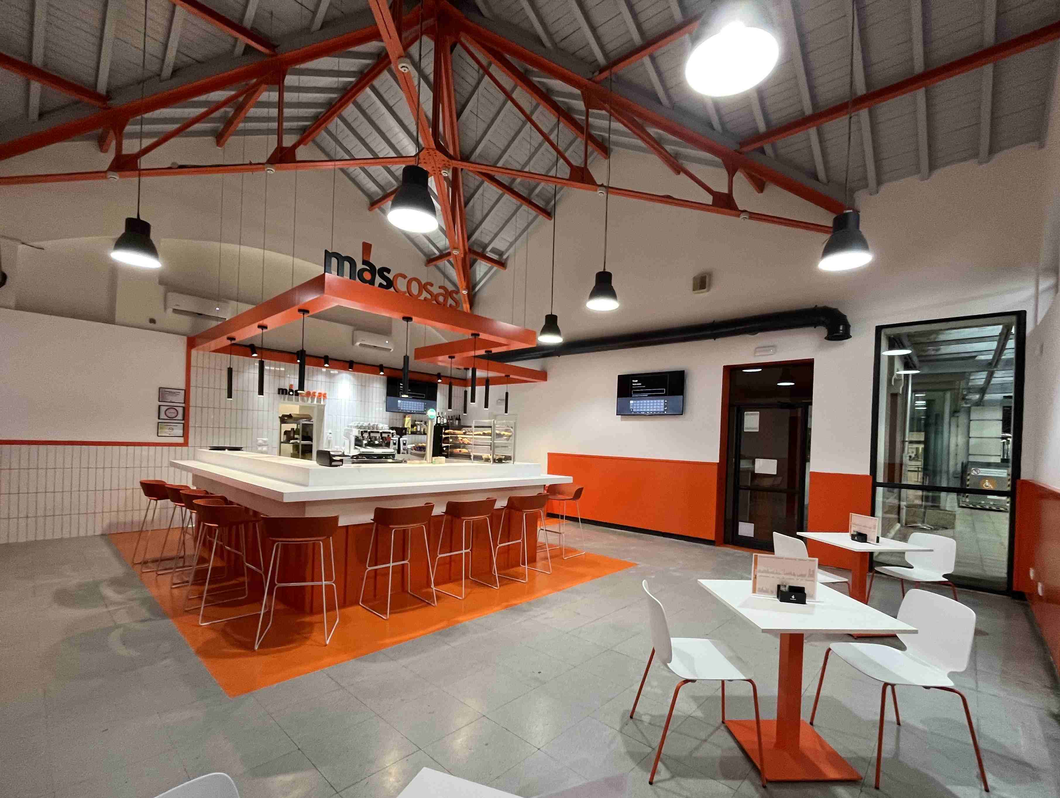 La estación de Palencia estrena cafetería para mejorar la experiencia de los viajeros La estación de Palencia estrena cafetería para mejorar la experiencia de los viajeros