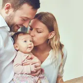 El Ayuntamiento de Torrevieja ofrece una ayuda de 450 euros a quien haya tenido o adoptado un hijo durante 2024 El Ayuntamiento de Torrevieja ofrece una ayuda de 450 euros a quien haya tenido o adoptado un hijo durante 2024