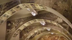 Los técnicos aragoneses alertan de humedades, suciedad e incluso colillas en las pinturas de Sijena depositadas en el MNAC Los técnicos aragoneses alertan de humedades, suciedad e incluso colillas en las pinturas de Sijena depositadas en el MNAC