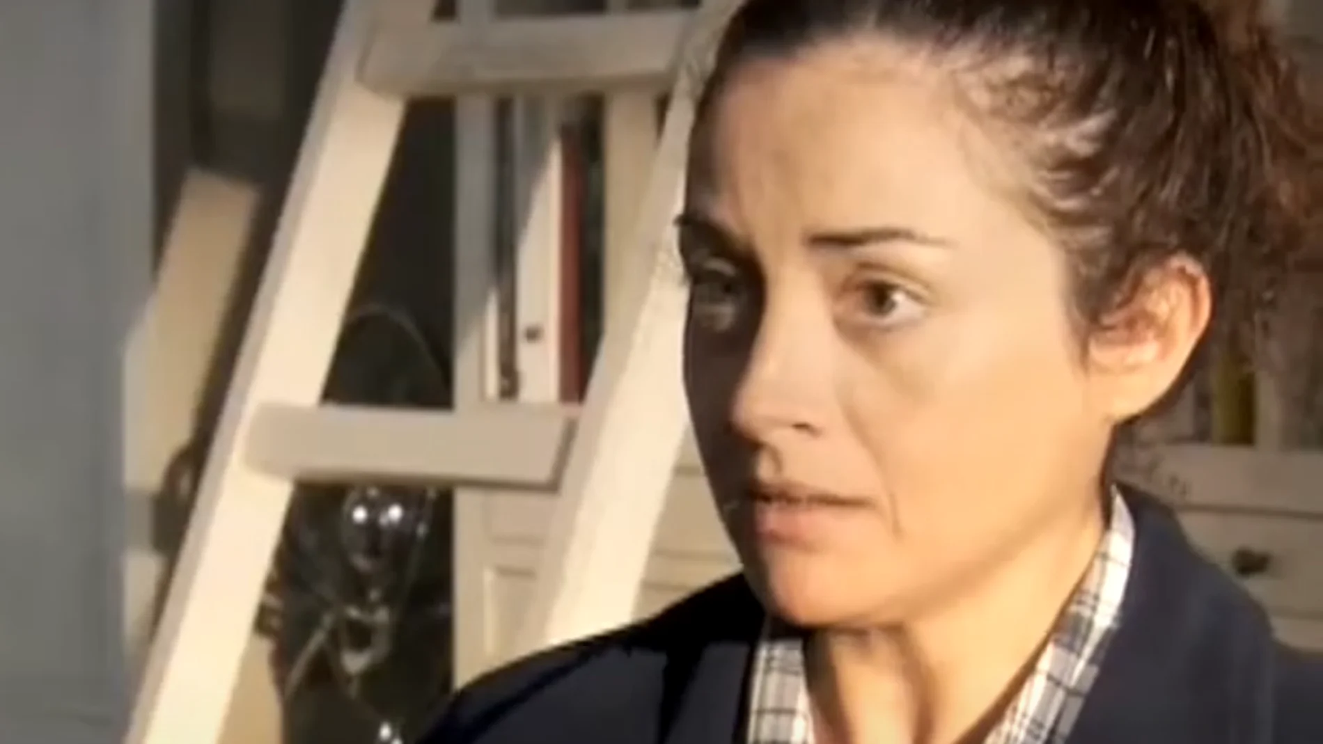 Esther Uria, en su papel en la serie Doctor Mateo, de Antena 3 Esther Uria, en su papel en la serie Doctor Mateo, de Antena 3