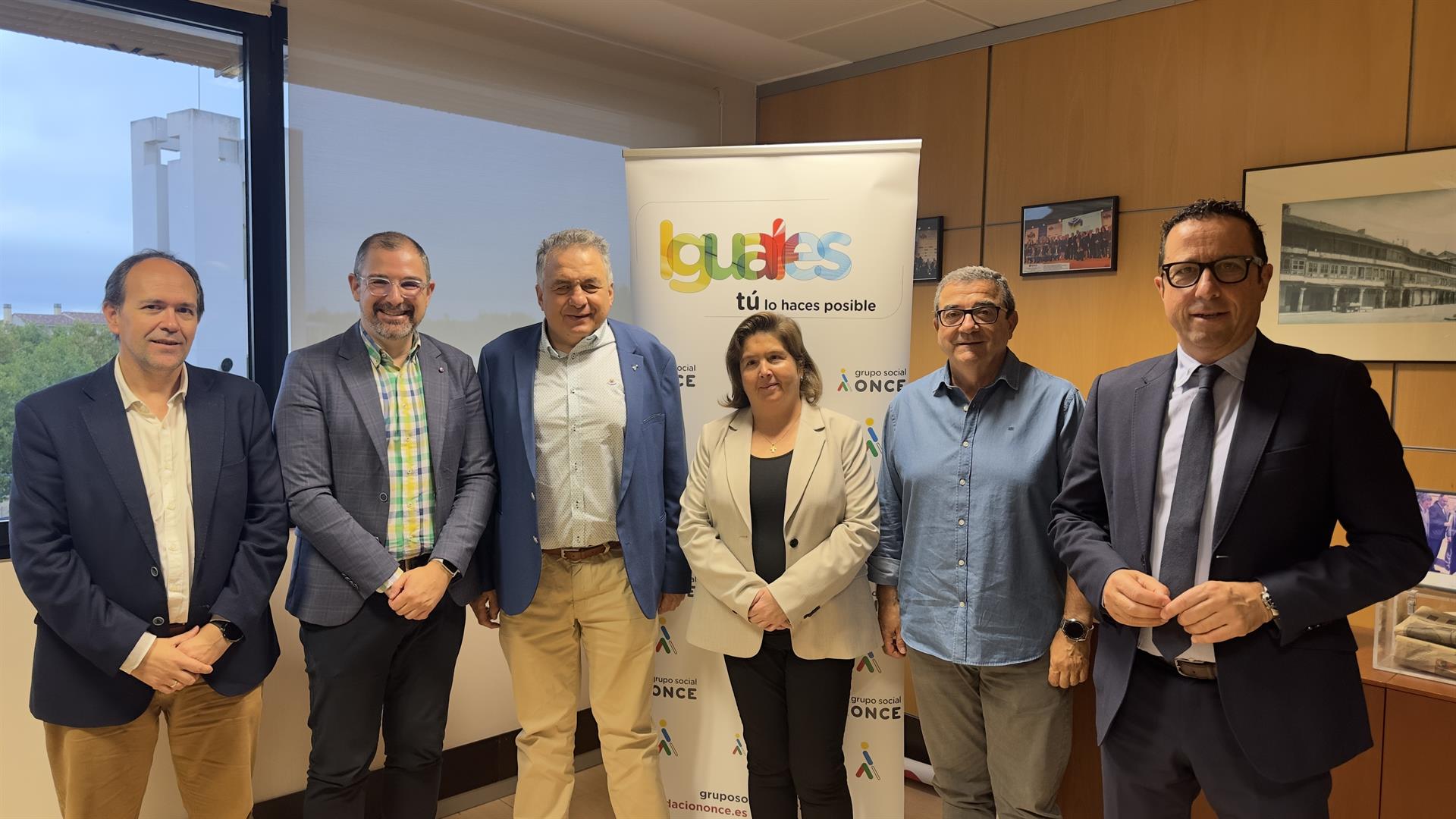 ONCE Castilla-La Mancha presenta sus Premios Solidarios ONCE Castilla-La Mancha presenta sus Premios Solidarios