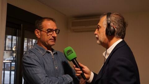 Julián conversando con Alsina