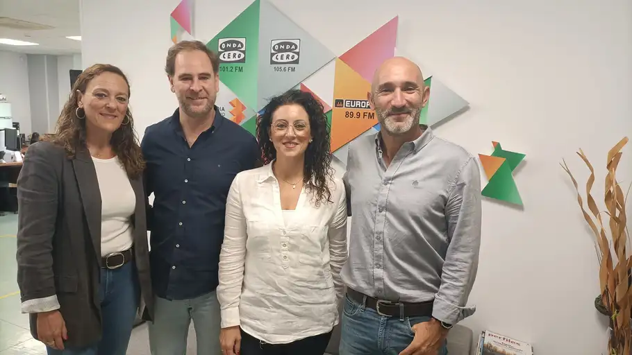 Algunos de los responsables de INCLUCIENCIA, en Onda Cero Huelva. Algunos de los responsables de INCLUCIENCIA, en Onda Cero Huelva.
