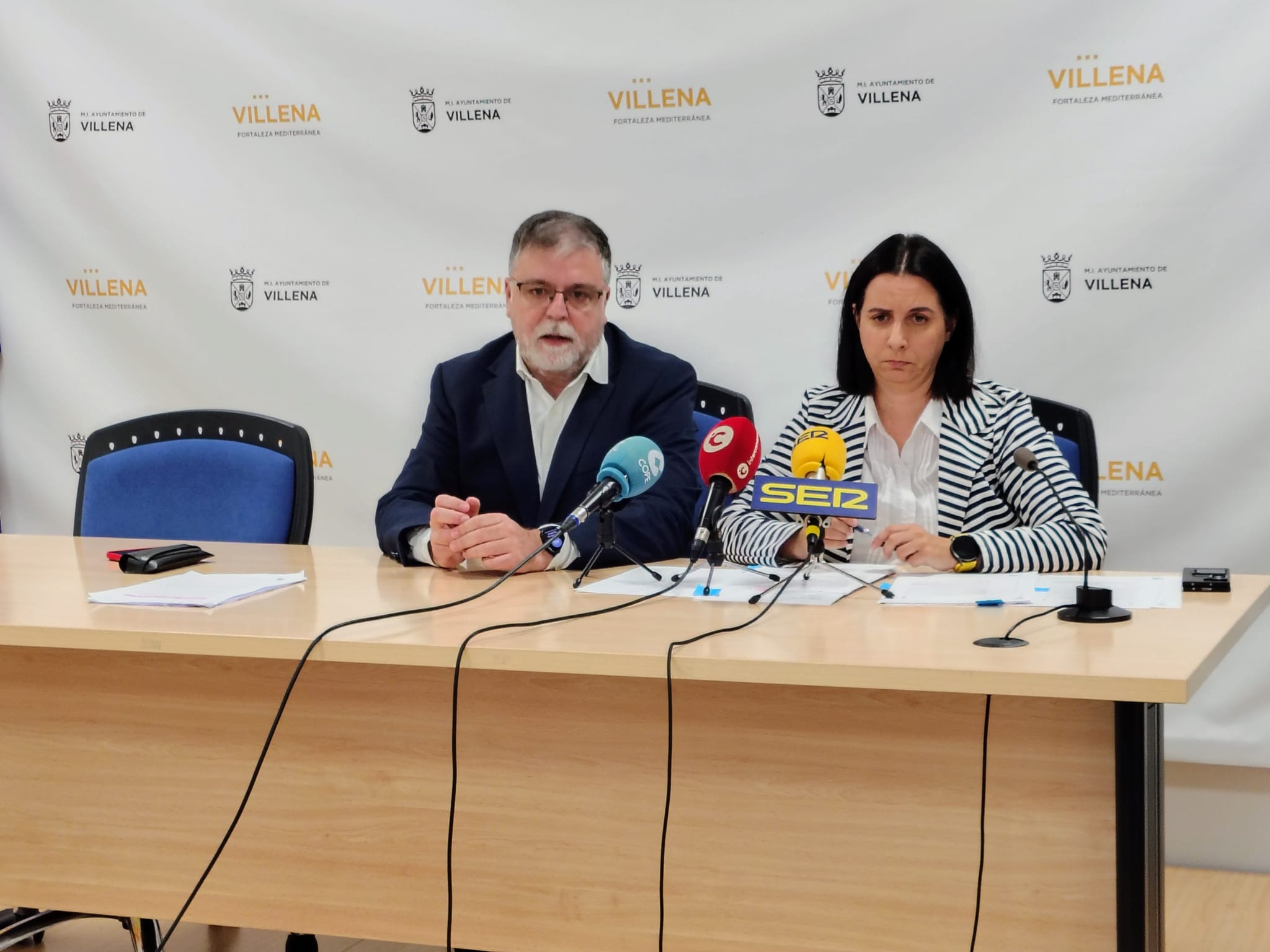 Villena da los primeros pasos para contar con un pabellón auxiliar en el polideportivo municipal Villena da los primeros pasos para contar con un pabellón auxiliar en el polideportivo municipal