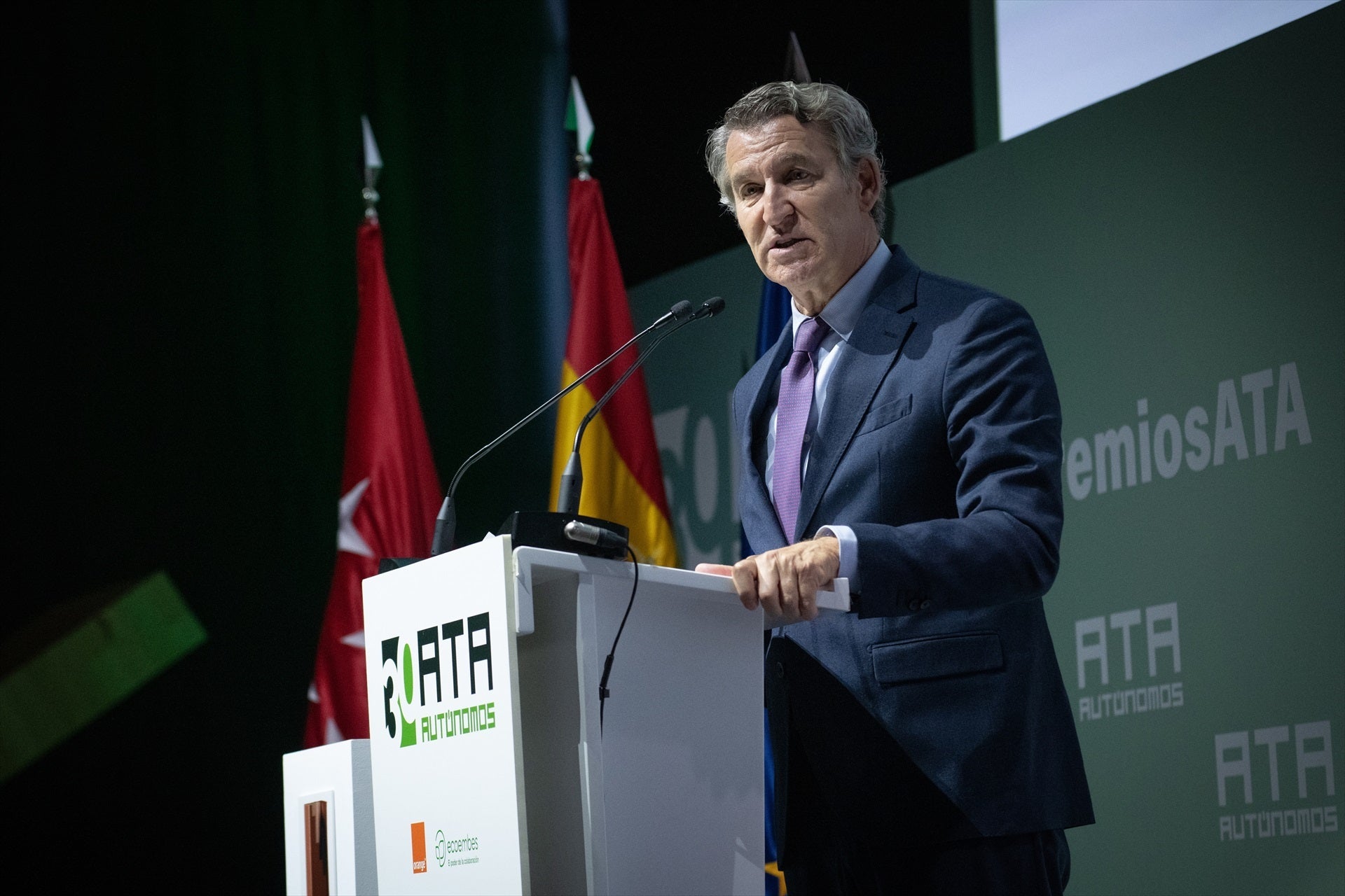 Feijóo señala que Mazón debe dar "todas las respuestas" tras sus diferentes versiones sobre lo que hizo durante la DANA Feijóo señala que Mazón debe dar "todas las respuestas" tras sus diferentes versiones sobre lo que hizo durante la DANA