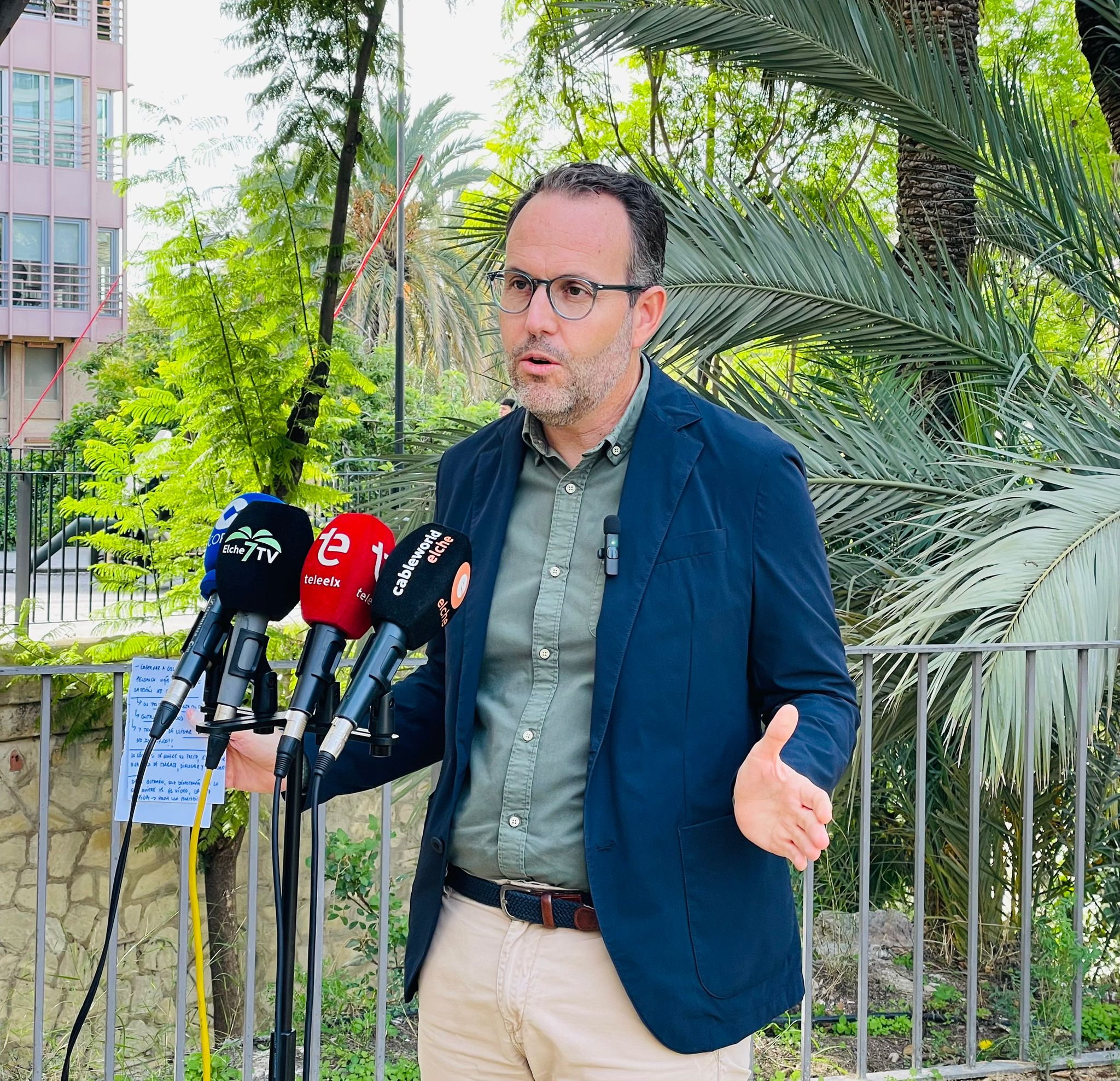 El Grupo Socialista en Elche pide que se garanticen condiciones dignas en los locales reconvertidos en viviendas El Grupo Socialista en Elche pide que se garanticen condiciones dignas en los locales reconvertidos en viviendas