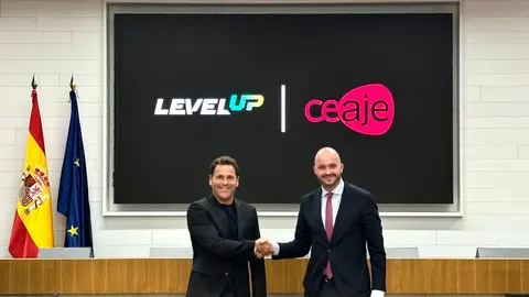 La alicantina Level Up impulsa la formación práctica de la juventud empresaria junto a CEAJE La alicantina Level Up impulsa la formación práctica de la juventud empresaria junto a CEAJE