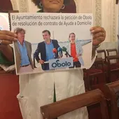 Una de las imágenes en el pleno Una de las imágenes en el pleno