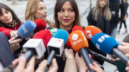 Mouliaa acude a los juzgados de Plaza de Castilla para entregar su tel&eacute;fono m&oacute;vil