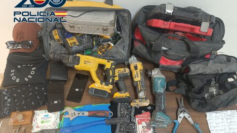 Material intervenido por la Polici&iacute;a Nacional de Alzira