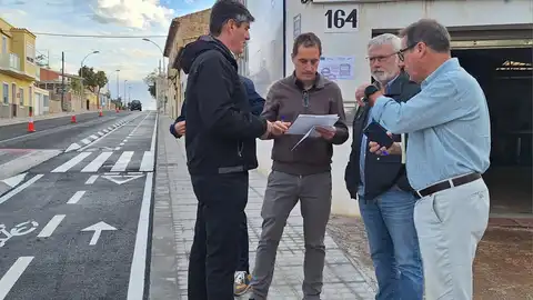 Villajoyosa finaliza dos nuevos tramos de carril bici en la calle Colón y la antigua N332 Villajoyosa finaliza dos nuevos tramos de carril bici en la calle Colón y la antigua N332
