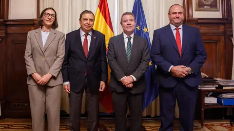 Emiliano García Page se reúne con el Ministro de Agricultura, Luís Planas. Emiliano García Page se reúne con el Ministro de Agricultura, Luís Planas.
