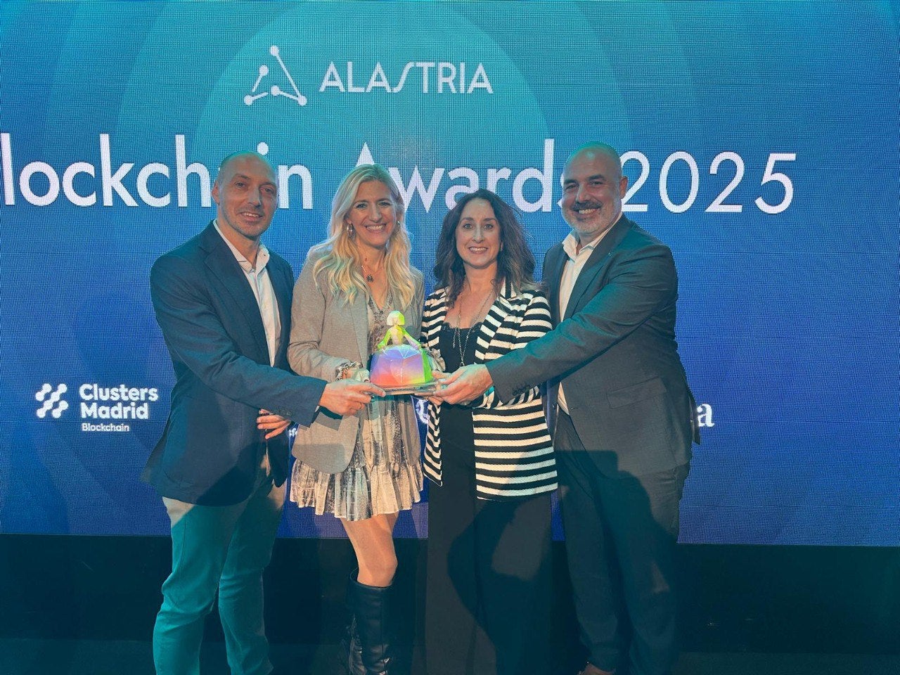 El proyecto piloto ‘Ssitizens’ del Ayuntamiento premiado en los Blockchain Awards 2025 en la categoría ‘Identidad digital descentralizada’ El proyecto piloto ‘Ssitizens’ del Ayuntamiento premiado en los Blockchain Awards 2025 en la categoría ‘Identidad digital descentralizada’