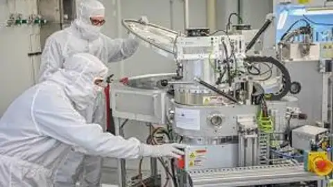 Laboratorio de fabricación de microchips planta