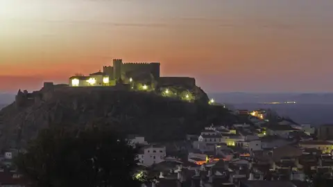 La Torta del Casar lanza la II edición de su 'Otoño' con recorridos para descubrir la Provincia de Cáceres La Torta del Casar lanza la II edición de su 'Otoño' con recorridos para descubrir la Provincia de Cáceres