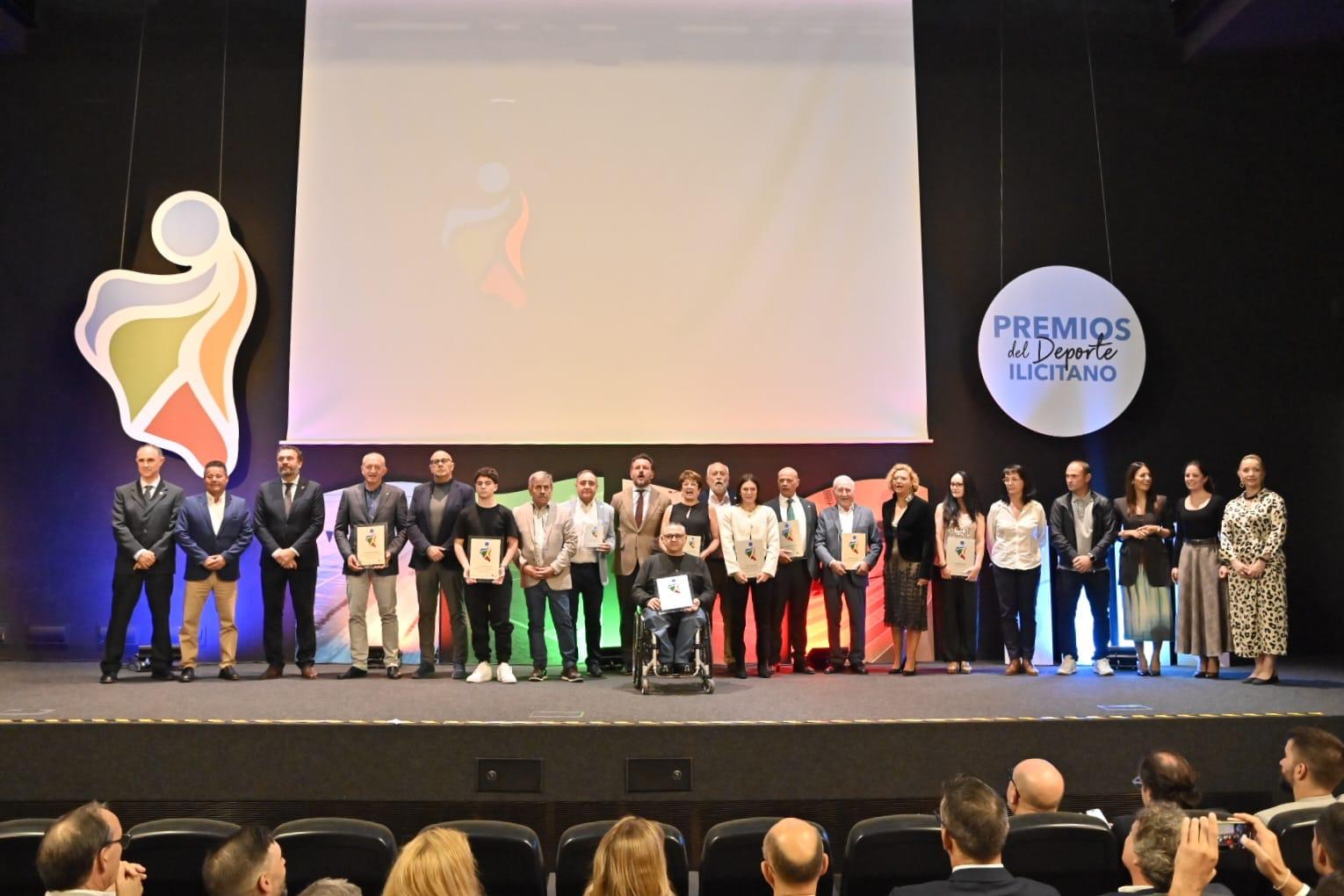 Ángela Martínez, el Elche y el Intangco, entre los galardonados en los Premios del Deporte Ilicitano Ángela Martínez, el Elche y el Intangco, entre los galardonados en los Premios del Deporte Ilicitano