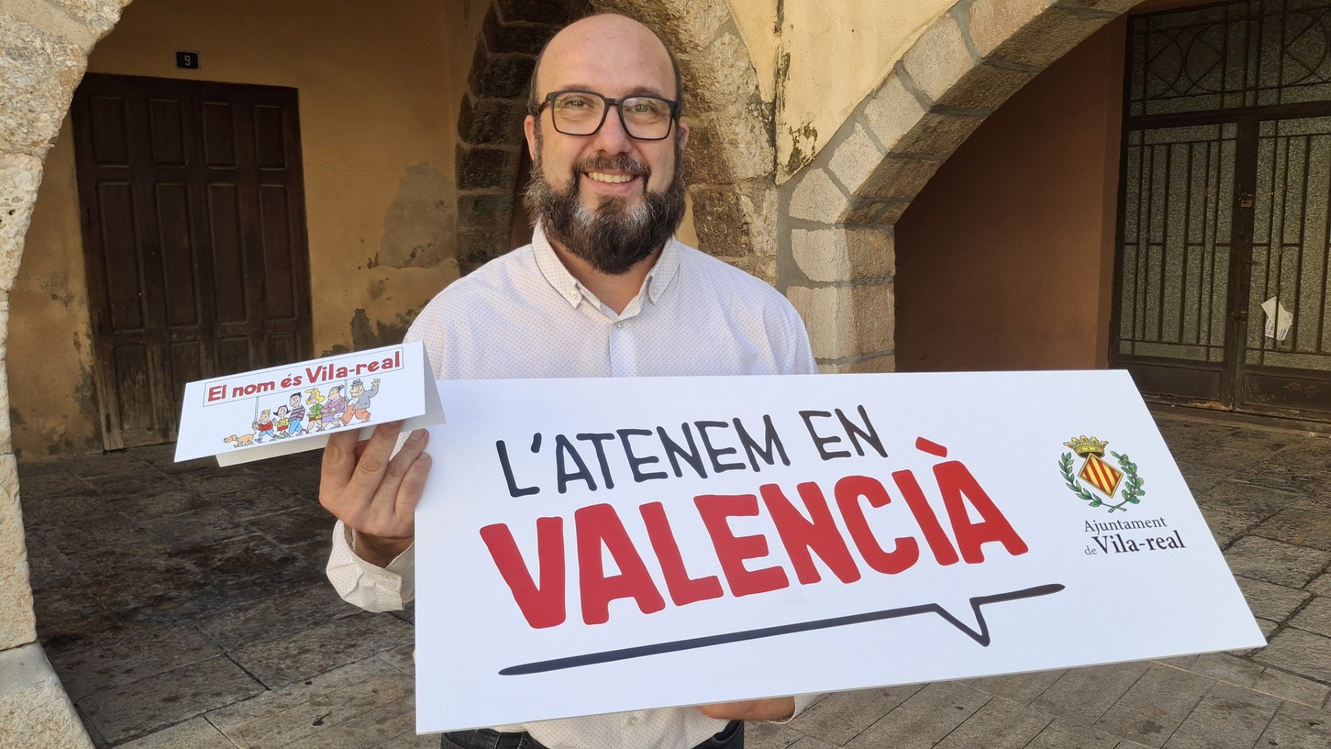 Normalització Lingüística activa dos campañas para fomentar el uso del valenciano y el nombre correcto de la ciudad Normalització Lingüística activa dos campañas para fomentar el uso del valenciano y el nombre correcto de la ciudad