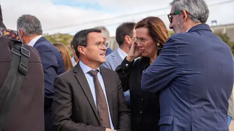 Gallardo reitera su compromiso de intermediar con el Gobierno para garantizar la continuidad de la Central Nuclear de Almaraz Gallardo reitera su compromiso de intermediar con el Gobierno para garantizar la continuidad de la Central Nuclear de Almaraz