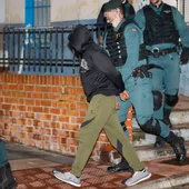 El acusado tras ser detenido El acusado tras ser detenido
