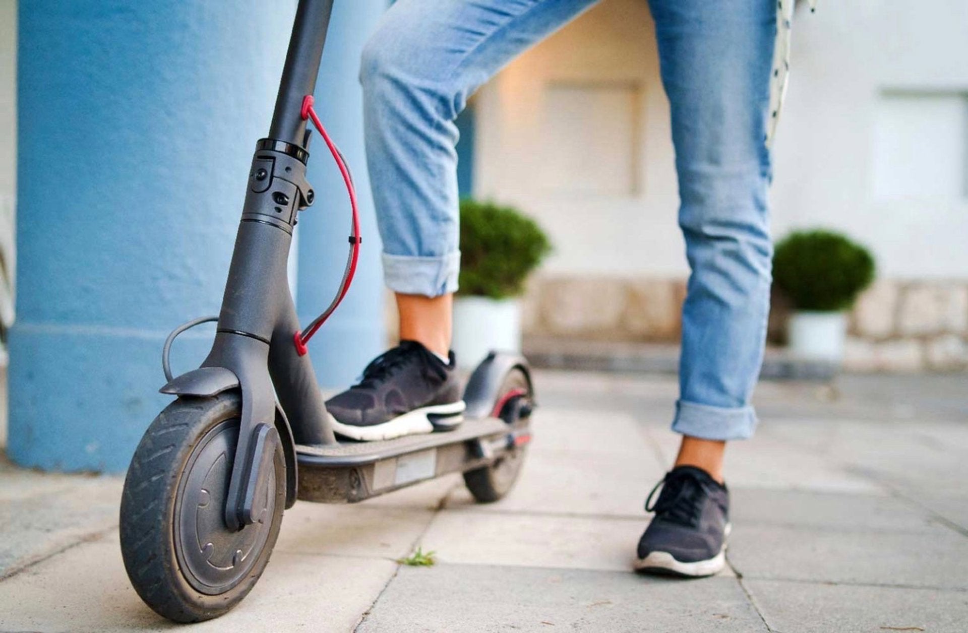 Castellón aprueba nueva la ordenanza de Movilidad Sostenible que pondrá fin a la "anarquía" de los patinetes Castellón aprueba nueva la ordenanza de Movilidad Sostenible que pondrá fin a la "anarquía" de los patinetes