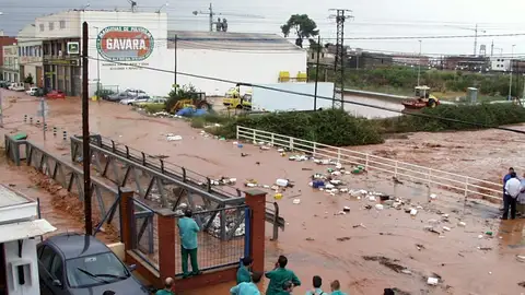 Imagen de archivo de las inundaciones que padeció Nules hace más de 20 años. Imagen de archivo de las inundaciones que padeció Nules hace más de 20 años.