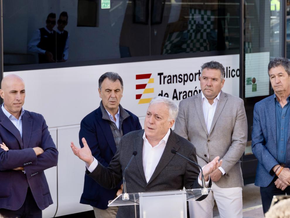 Sariñena aumenta su conexión por bus con Huesca y Zaragoza Sariñena aumenta su conexión por bus con Huesca y Zaragoza
