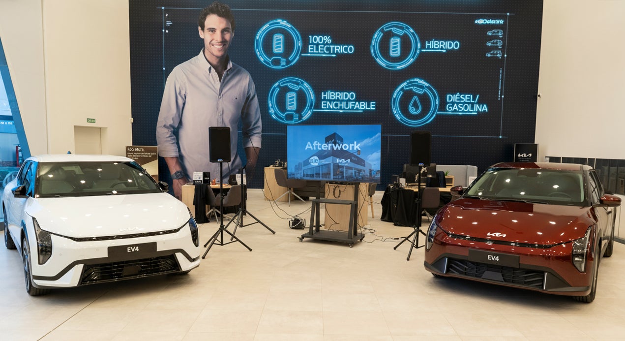 Ruedatur presenta el nuevo modelo KIA EV4 100% eléctrico Ruedatur presenta el nuevo modelo KIA EV4 100% eléctrico