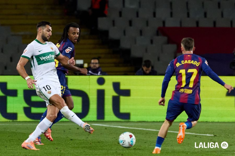 El Elche le ganó la posesión a un Barça que no la perdía en Liga desde 2023 El Elche le ganó la posesión a un Barça que no la perdía en Liga desde 2023