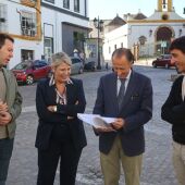 Instantes de la presentación del nuevo plan de asfaltado de Chiclana