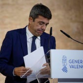 El president de la Generalitat, Carlos Mazón, al finalizar su comparecencia en la que ha anunciado que dimitirá al frente del Gobierno valenciano. 