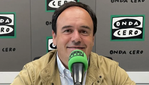 Pérez Llorca desconoce la petición de dimisión del alcalde de Alicante que formuló VOX por el caso 'Les Naus' Pérez Llorca desconoce la petición de dimisión del alcalde de Alicante que formuló VOX por el caso 'Les Naus'