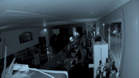 Una de las imágenes de las cámaras de vigilancia de un bar Una de las imágenes de las cámaras de vigilancia de un bar