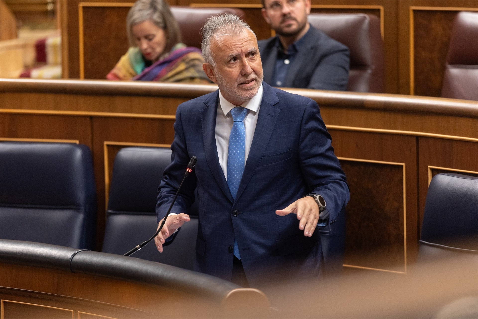 La UCO recoge mensajes del ministro Torres a Koldo disculpándose por los pagos pendientes de mascarillas: "Lo siento, no es presentable" La UCO recoge mensajes del ministro Torres a Koldo disculpándose por los pagos pendientes de mascarillas: "Lo siento, no es presentable"
