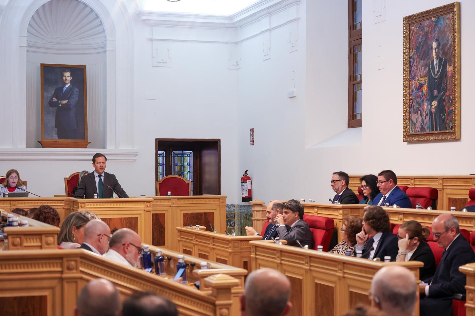 Velázquez resalta la Ciudad del Cine como uno de los proyectos de ciudad de la presente legislatura Velázquez resalta la Ciudad del Cine como uno de los proyectos de ciudad de la presente legislatura