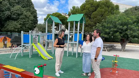 Altea renueva el parque infantil del CEIP El Blanquinal para mejorar la seguridad Altea renueva el parque infantil del CEIP El Blanquinal para mejorar la seguridad