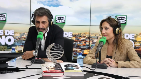 Juan del Val y Ángela Banzas, ganador y finalista del Premio Planeta Juan del Val y Ángela Banzas, ganador y finalista del Premio Planeta