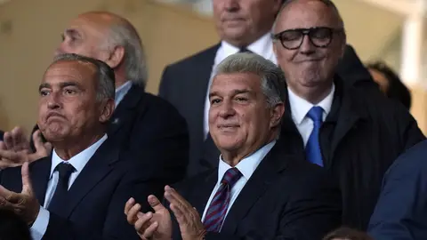 Laporta: "Lamine es un genio, tenemos que cuidarle y protegerle" Laporta: "Lamine es un genio, tenemos que cuidarle y protegerle"