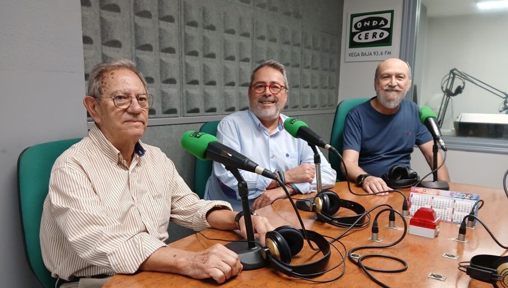 Los Escorpiones recopilan más de 60 años dedicados a la música en el libro que presentan este sábado en el Teatro Circo de Orihuela 