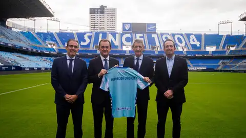Fundación Unicaja se suma al proyecto deportivo y social del Málaga Club de Fútbol Fundación Unicaja se suma al proyecto deportivo y social del Málaga Club de Fútbol