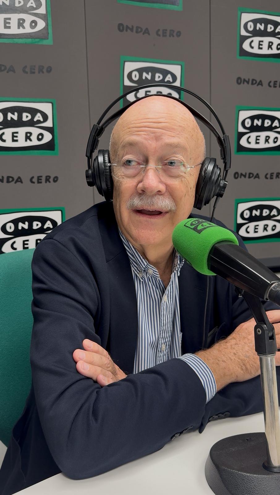 Andrés Ortega: ‘Vivimos hiperconectados… pero cada vez más solos’ Andrés Ortega: ‘Vivimos hiperconectados… pero cada vez más solos’