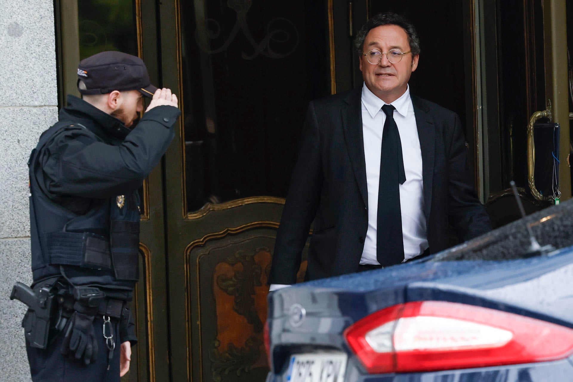 Tertulia: ¿Deben respetar los periodistas su secreto profesional?