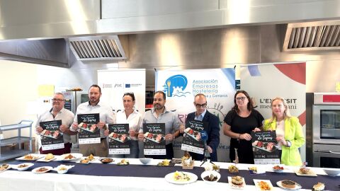 'Nos vamos de tapas' te invita a saborear la gastronomía de Torrevieja durante dos fines de semana en una veintena de establecimientos 'Nos vamos de tapas' te invita a saborear la gastronomía de Torrevieja durante dos fines de semana en una veintena de establecimientos
