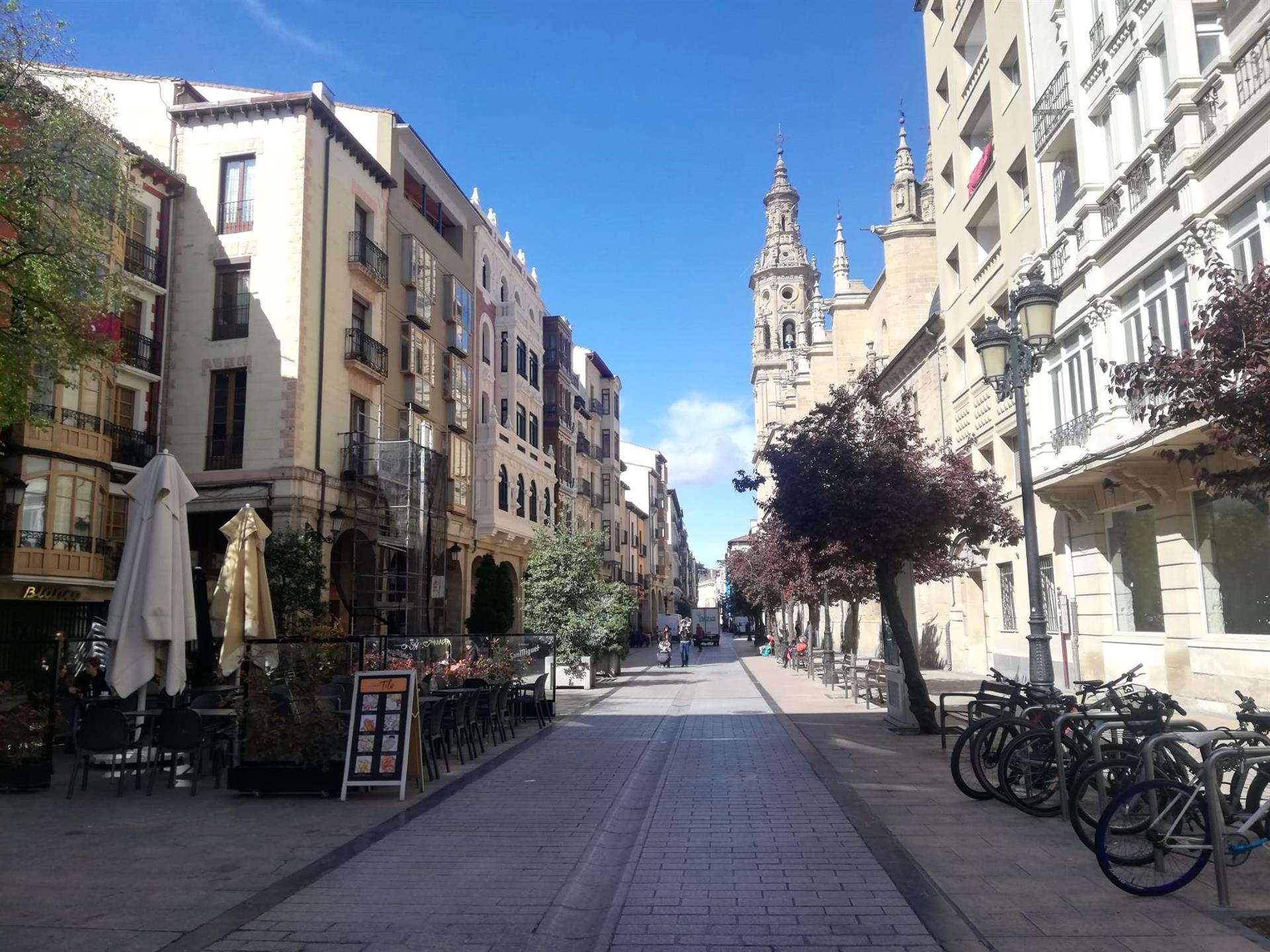 La nueva ordenanza de terrazas de Logroño enfrenta a vecinos, hosteleros y grupos políticos La nueva ordenanza de terrazas de Logroño enfrenta a vecinos, hosteleros y grupos políticos